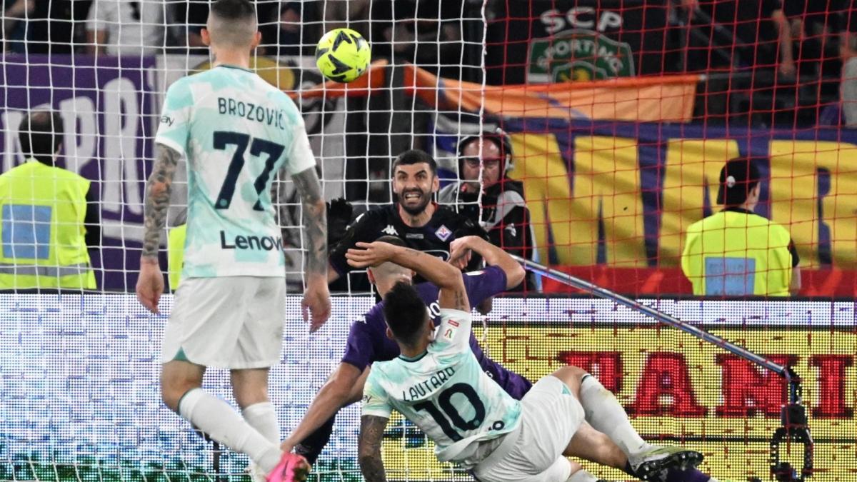 Gracias a un doblete de Lautaro Martínez ante Fiorentina, Inter se consagró campeón de la Copa Italia