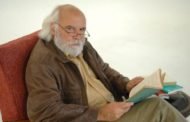 Juan Sasturain fue designado como nuevo director de la Biblioteca Nacional
