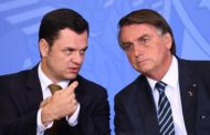 Brasil: Congelan las cuentas de Bolsonaro y detienen a su ministro de Justicia