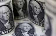 El Gobierno intervino en el mercado de futuros y salió a absorber pesos para frenar la suba del dólar