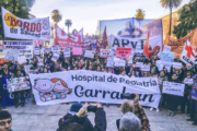 Residentes «becados» y fuga masiva de médicos: los hospitales nacionales se desangran