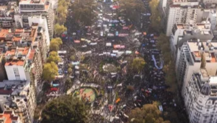 Nueva Marcha Federal Universitaria: este miércoles, estudiantes y docentes se manifiestaron frente al Congreso