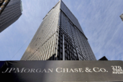 JPMorgan lo hizo: primero le canceló el prestamo a Argentina y después le subió el riesgo país