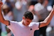 Batacazo en Roland Garros: Juan Manuel Cerúndolo eliminó a Jannik Sinner, el número 1 del mundo