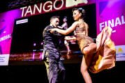 Una pareja internacional se quedó con el Tango de Pista y el Mundial de Tango va por su última corona